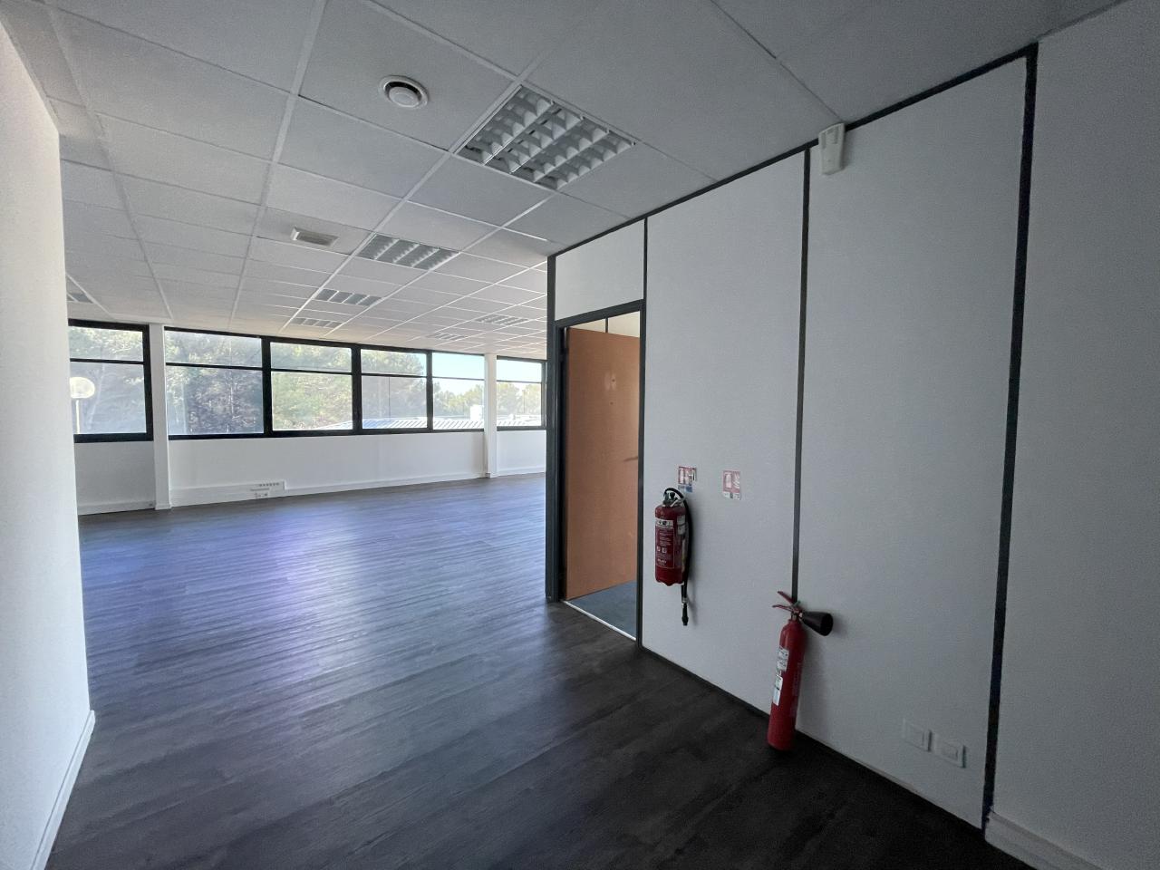 Bureau Aix-en-Provence 489m² Vente bureau Aix-en-Provence Bouches-du-Rhône OVBUR2531533 4